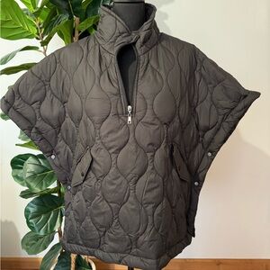 Women's Quilted Poncho Jacket - Black